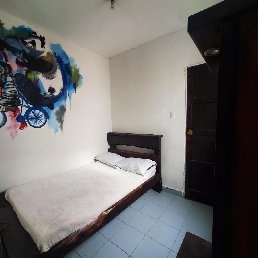 Hostal Cq Chapinero โบโกตา ภายนอก รูปภาพ